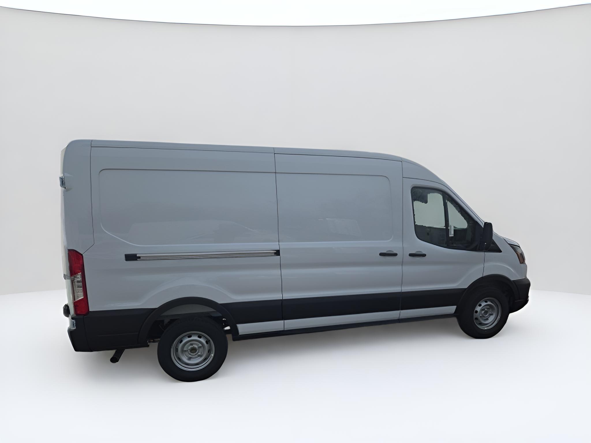 2026 Ford Transit Cargo Van T-250 148 Med Rf 9150 GVWR RWD