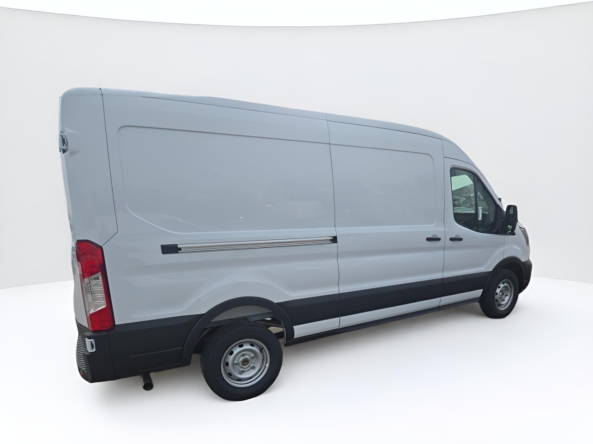2026 Ford Transit Cargo Van T-250 148 Med Rf 9150 GVWR RWD