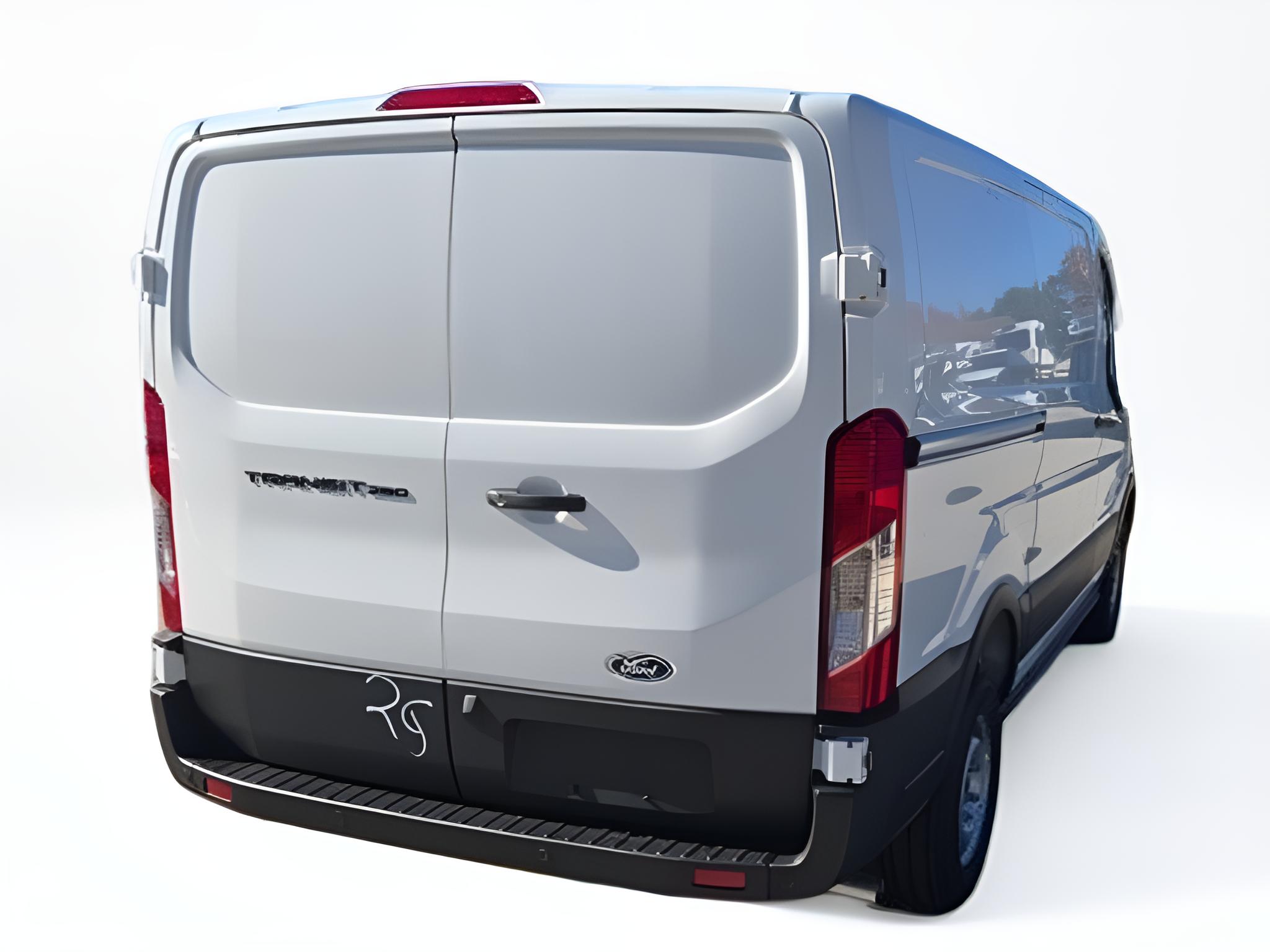 2026 Ford Transit Cargo Van T-250 130 Low Rf 9150 GVWR RWD