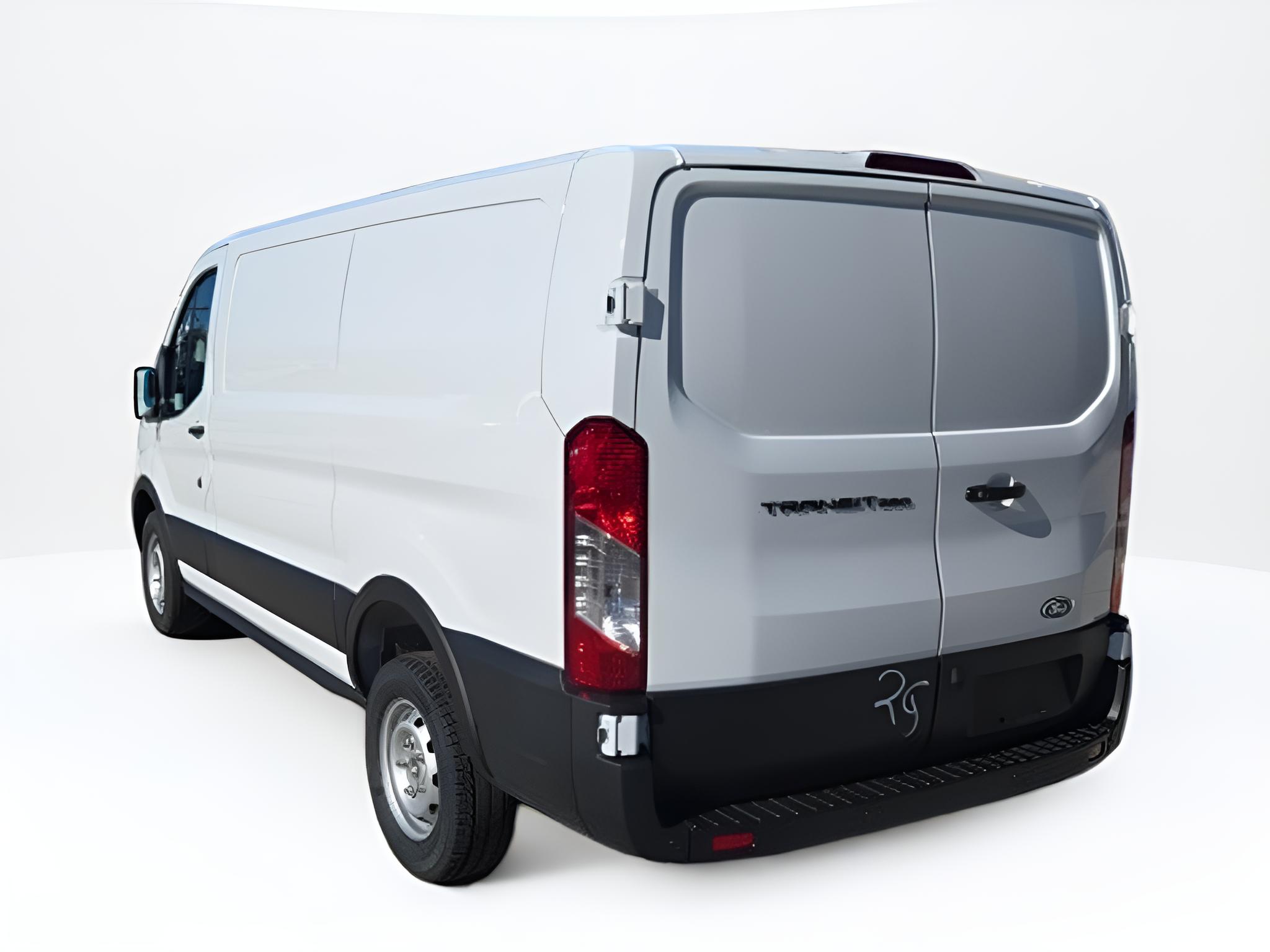 2026 Ford Transit Cargo Van T-250 130 Low Rf 9150 GVWR RWD