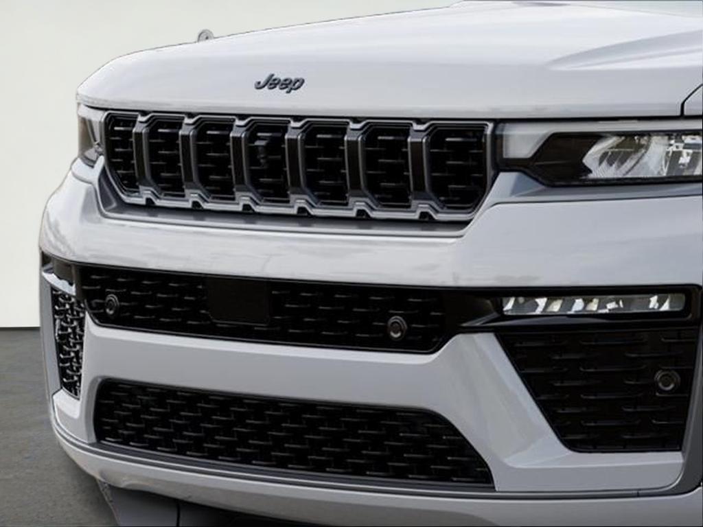 2026 Jeep Grand Cherokee Summit