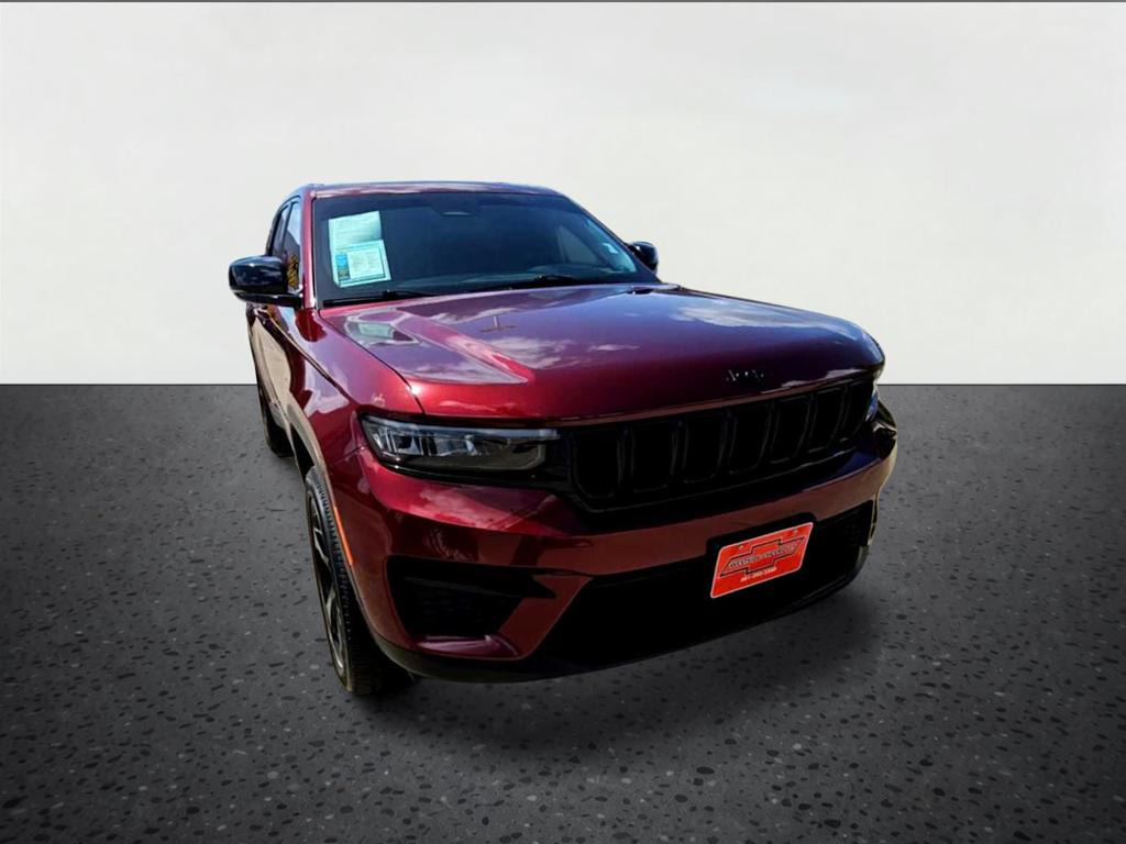2025 Jeep Grand Cherokee Altitude X 4x4
