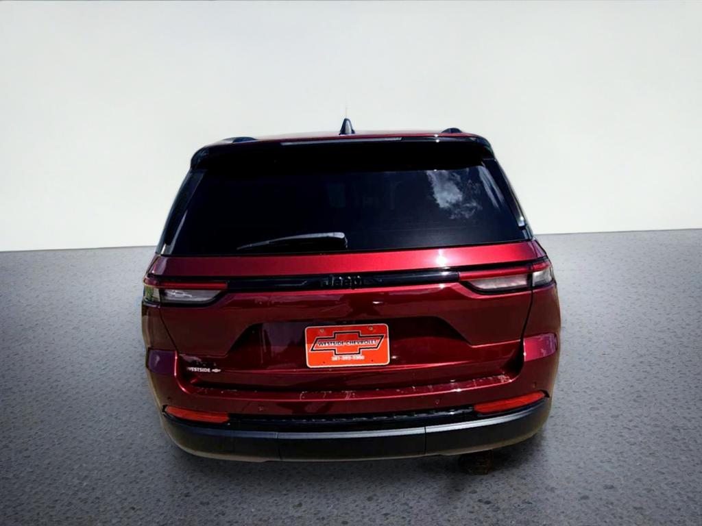 2025 Jeep Grand Cherokee Altitude X 4x4