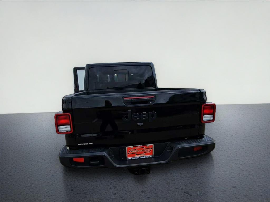 2025 Jeep Gladiator Nighthawk