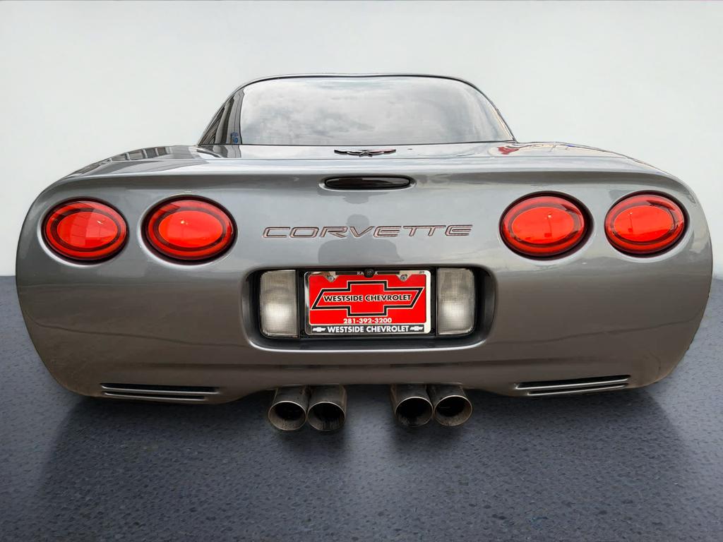 2004 Chevrolet Corvette NA