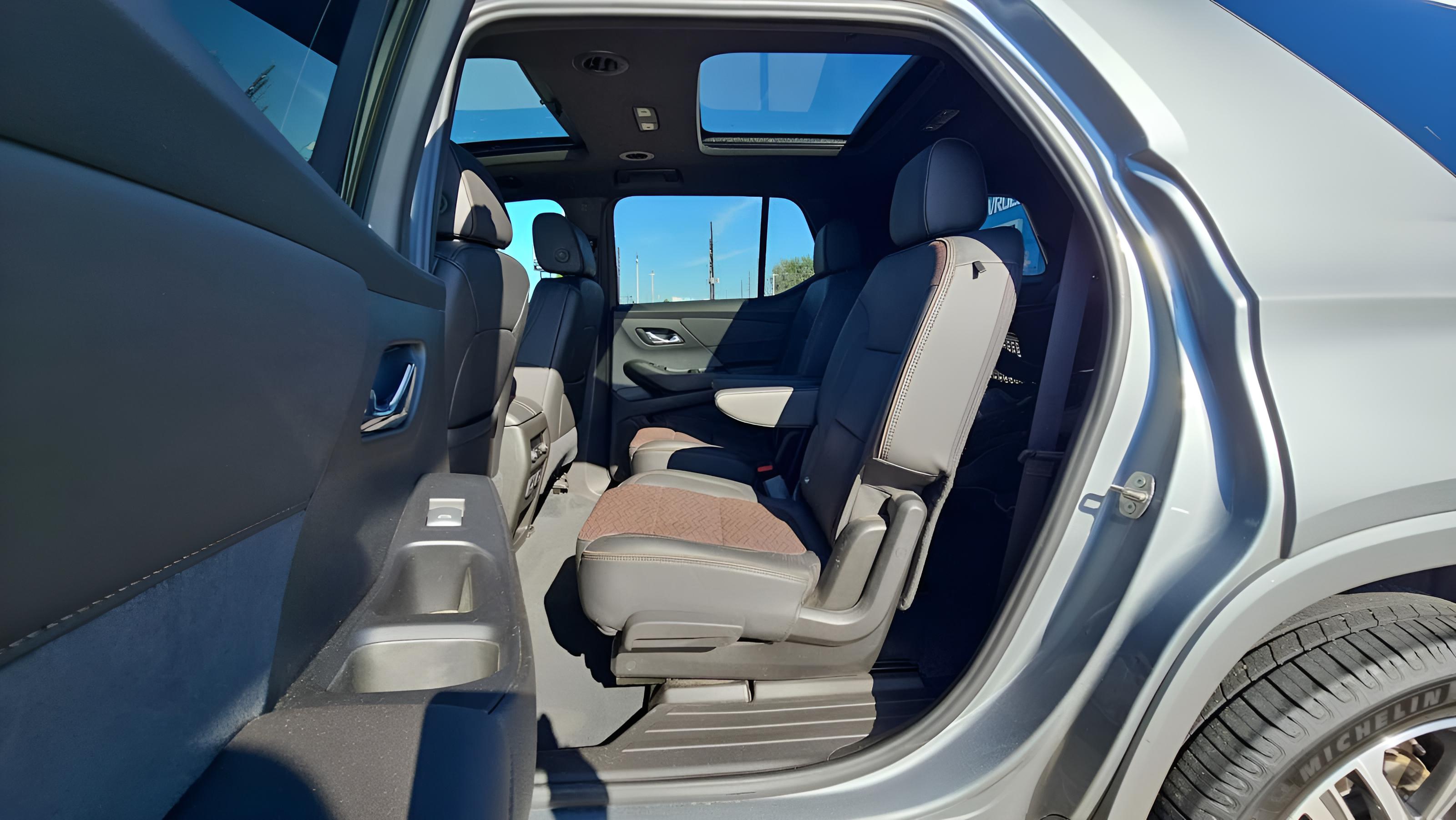 2023 Chevrolet Traverse High Country