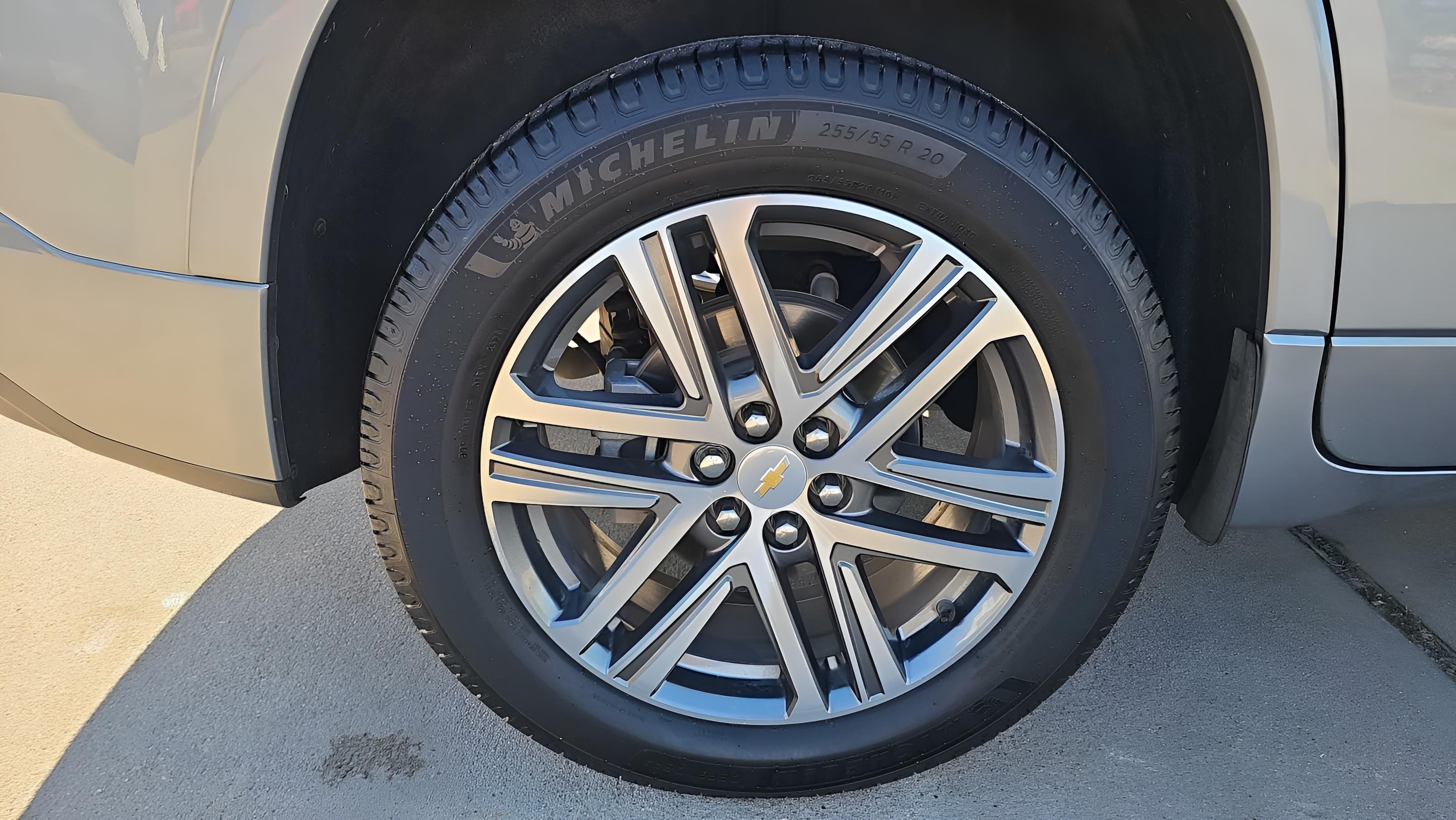2023 Chevrolet Traverse High Country