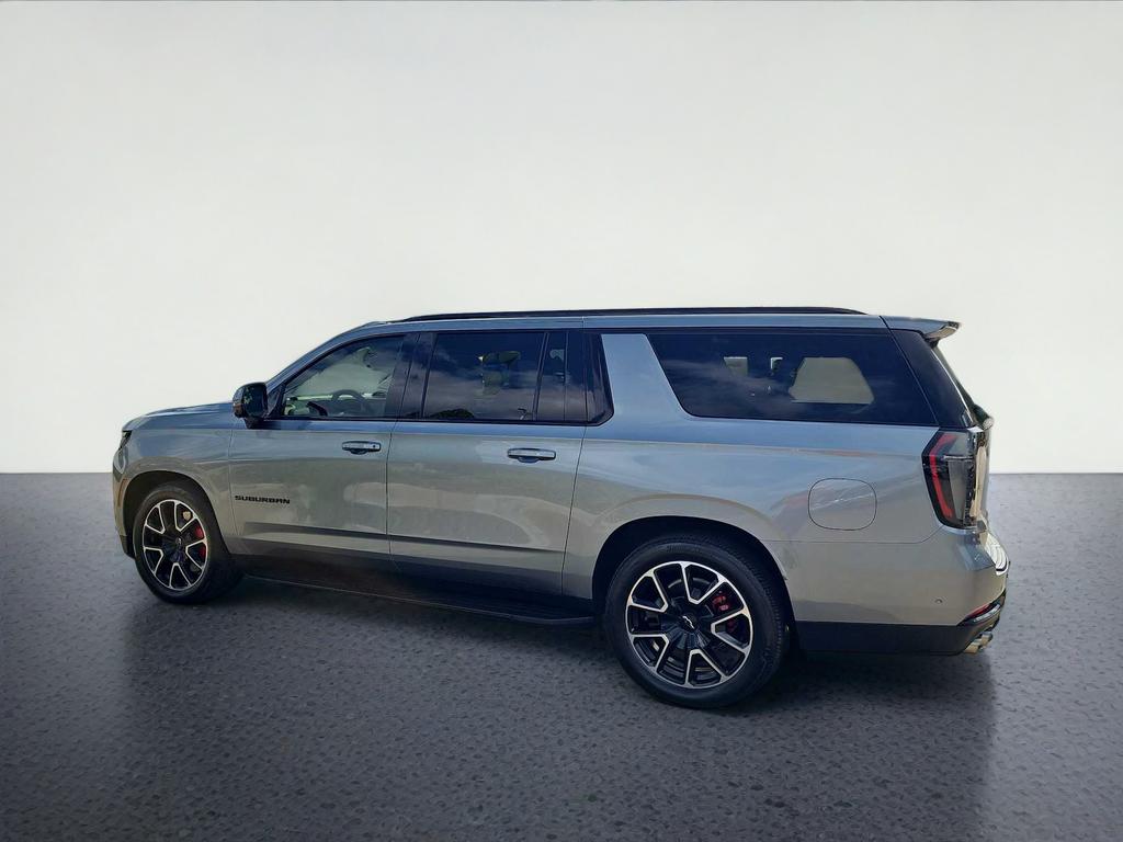 2025 Chevrolet Suburban RST