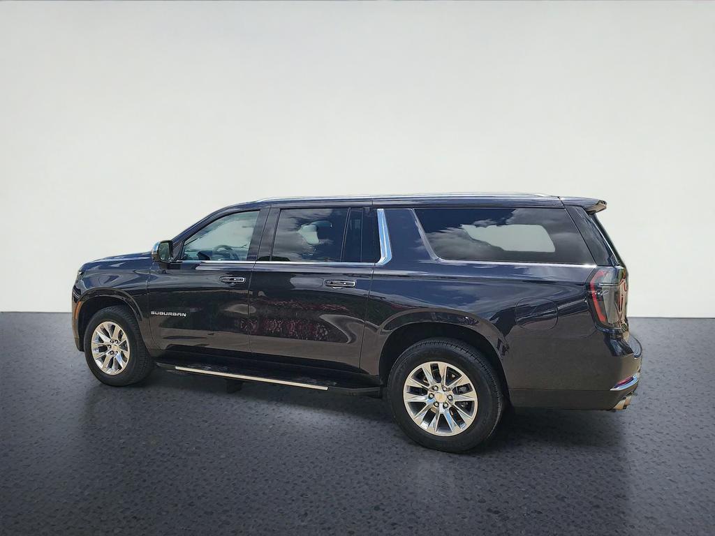 2025 Chevrolet Suburban Premier - Photo 36