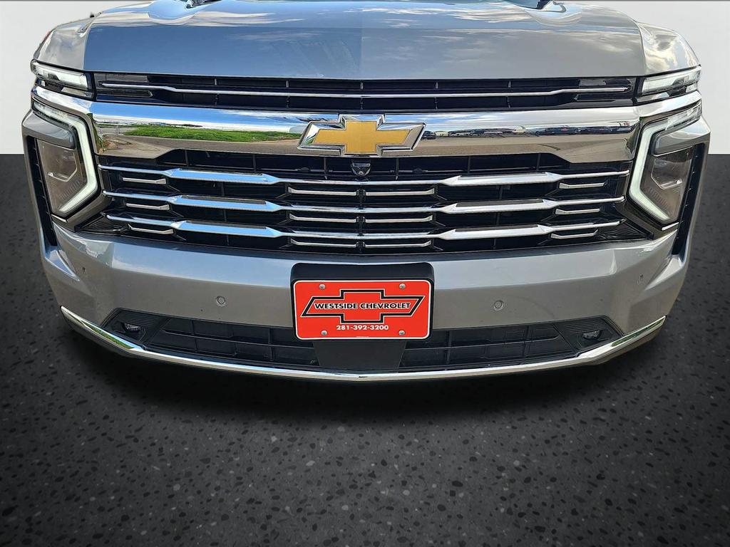 2025 Chevrolet Suburban Premier - Photo 32