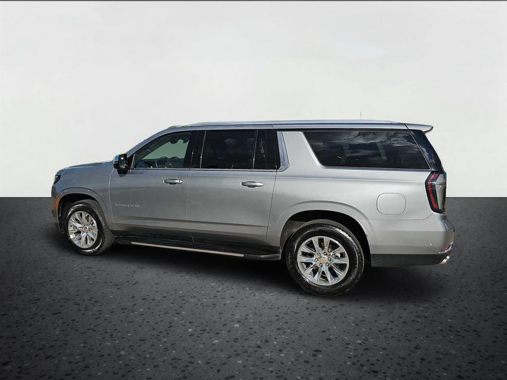 2025 Chevrolet Suburban Premier - Photo 36