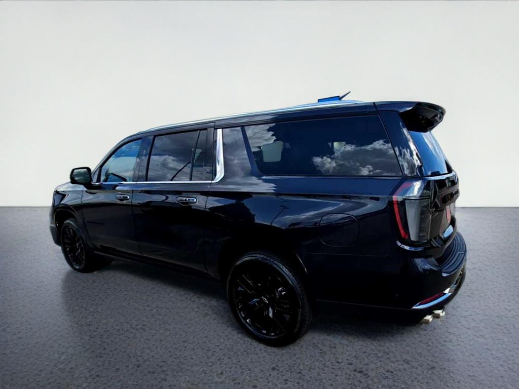2025 Chevrolet Suburban Premier - Photo 6