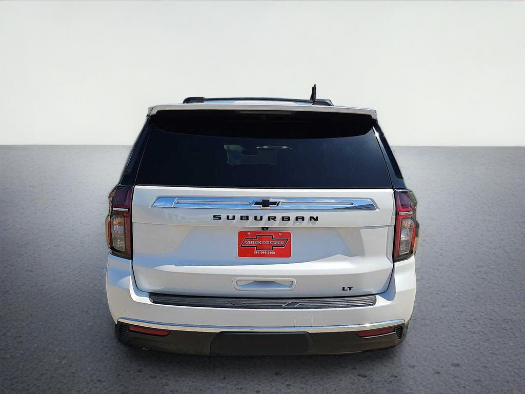 2024 Chevrolet Suburban LT