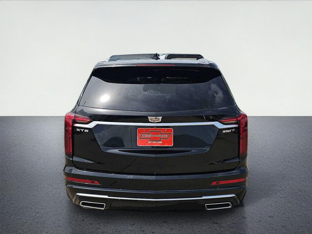 2022 Cadillac XT6 Luxury