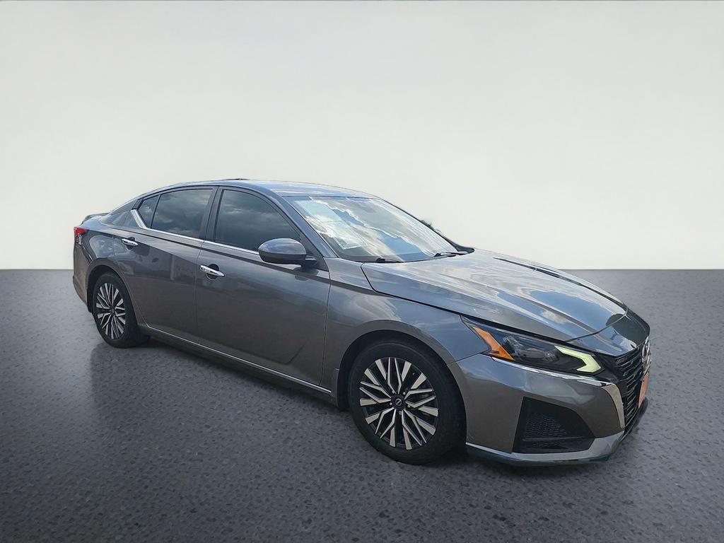 2023 Nissan Altima SV FWD