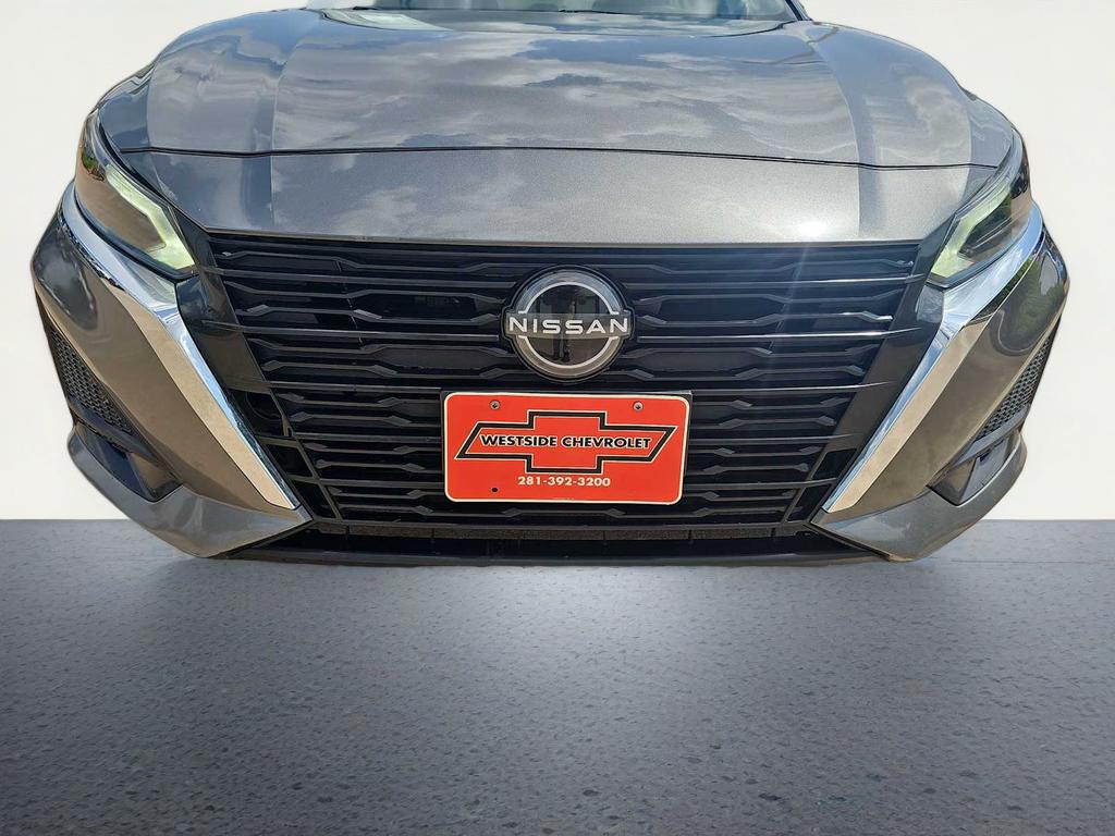 2023 Nissan Altima SV FWD