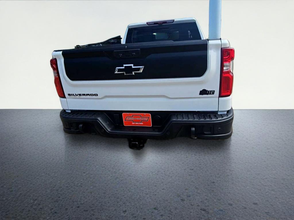 2023 Chevrolet Silverado 1500 ZR2 - Photo 7