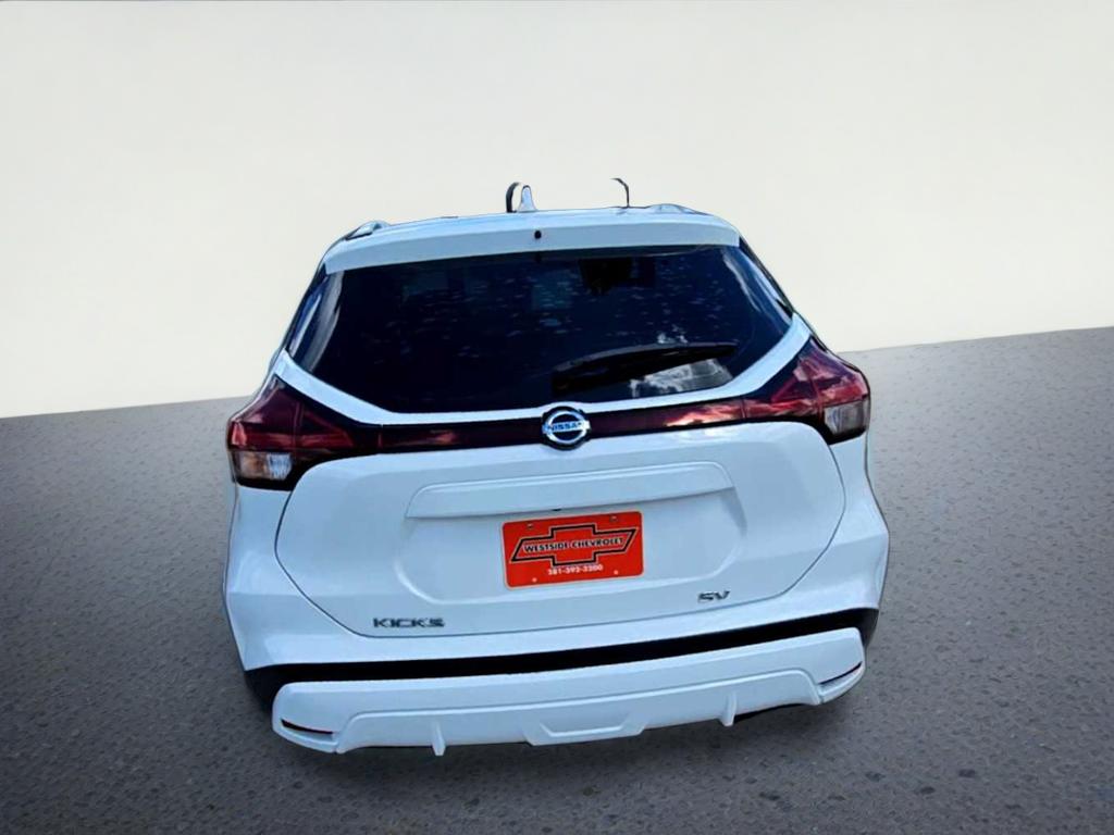 2021 Nissan Kicks SV Xtronic CVT