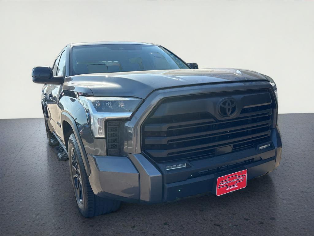 2022 Toyota Tundra SR5