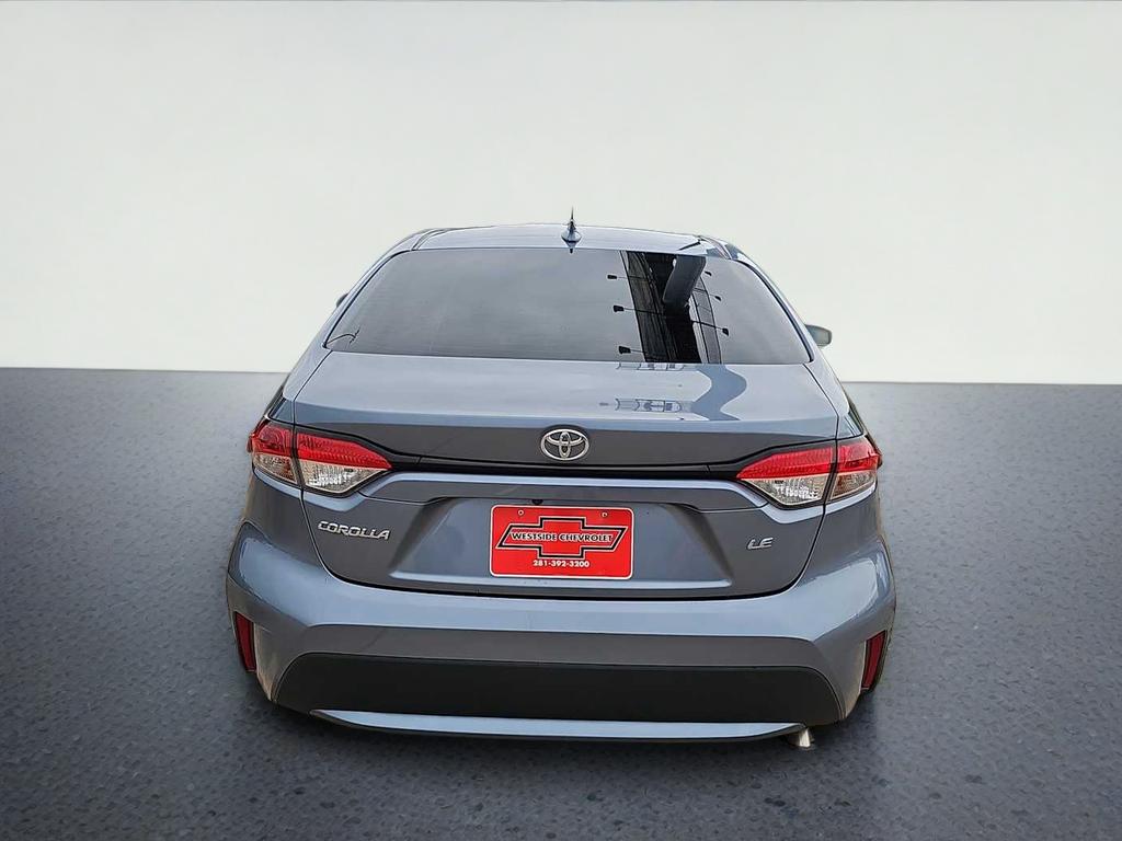 2022 Toyota Corolla LE
