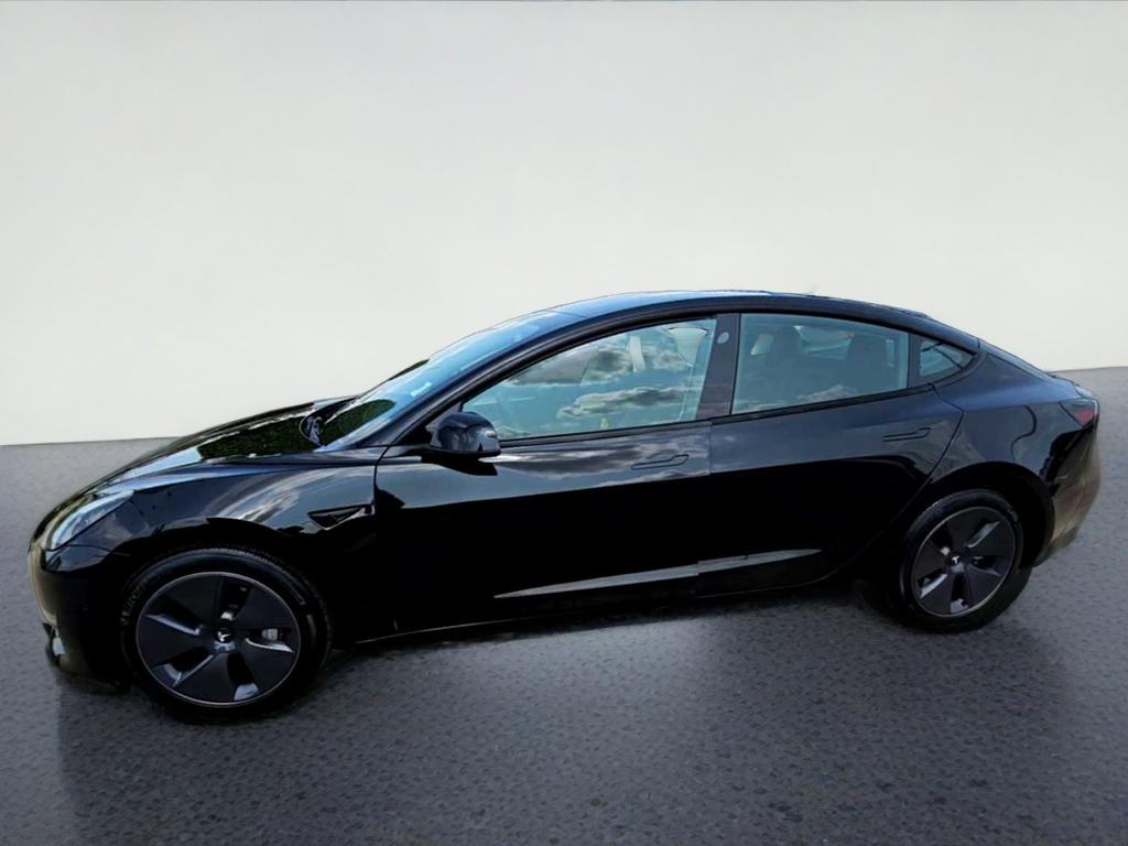 2022 Tesla Model 3 Rear-Wheel Drive