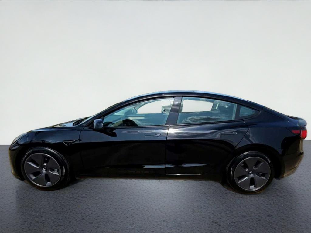 2022 Tesla Model 3 Rear-Wheel Drive