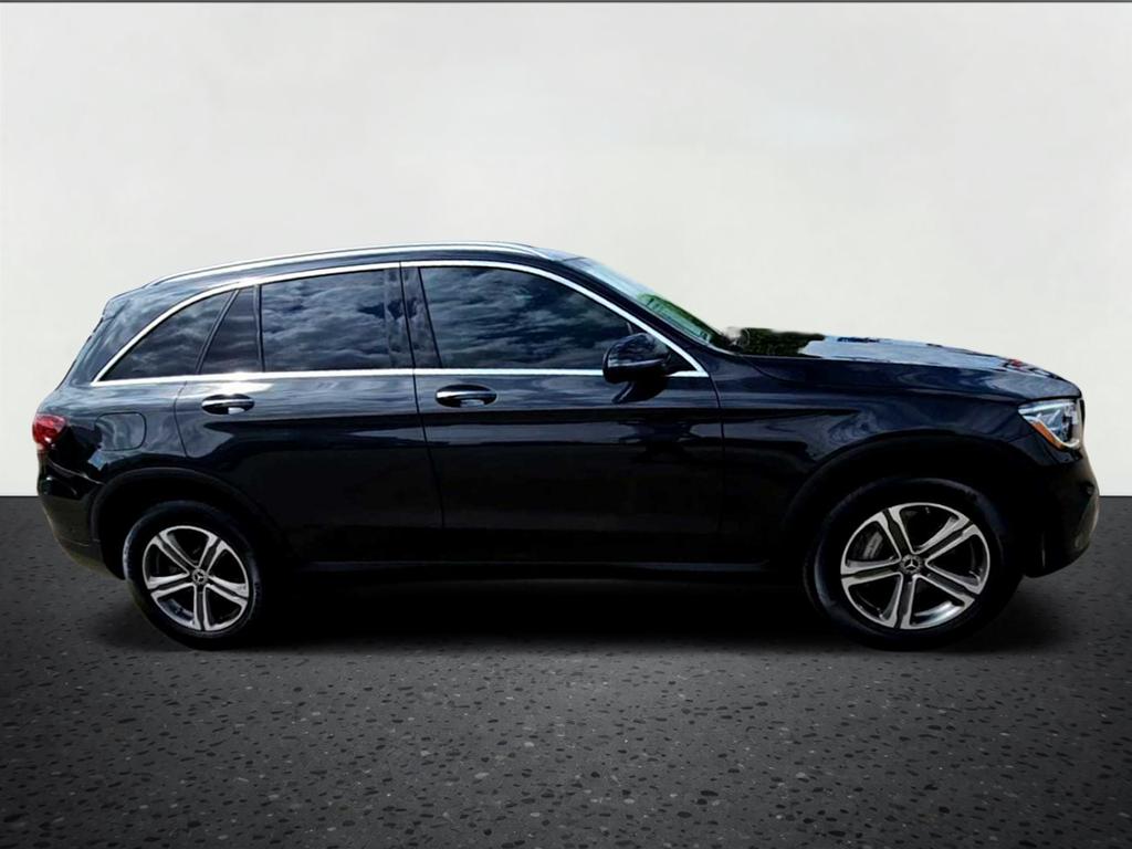 2022 Mercedes-Benz GLC 300 SUV