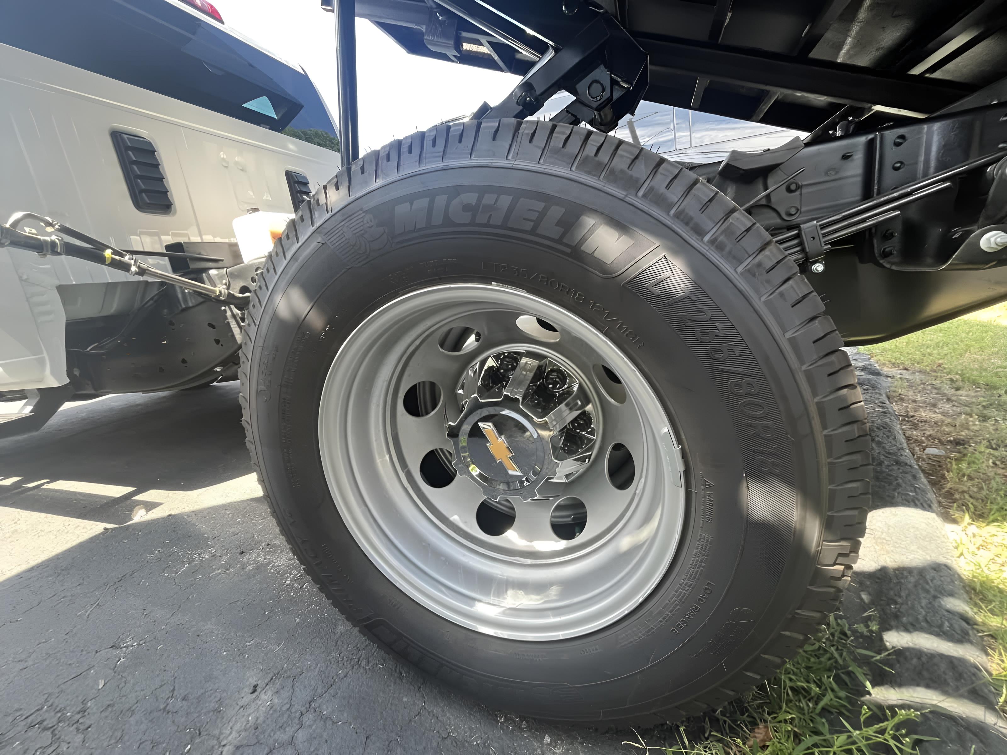 2025 Chevrolet Silverado 3500 HD Chassis Cab Work Truck