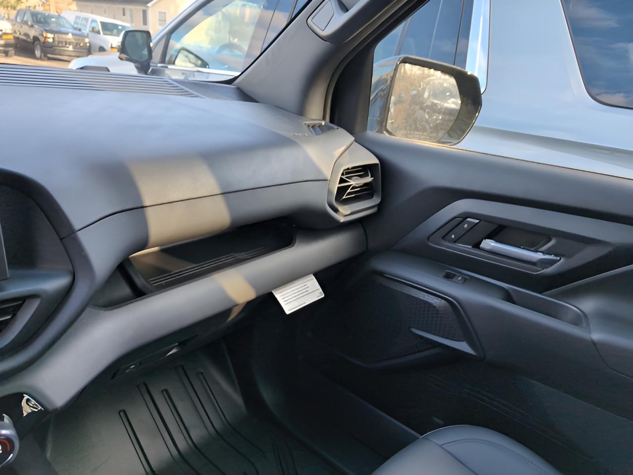 2024 Chevrolet Silverado EV Work Truck