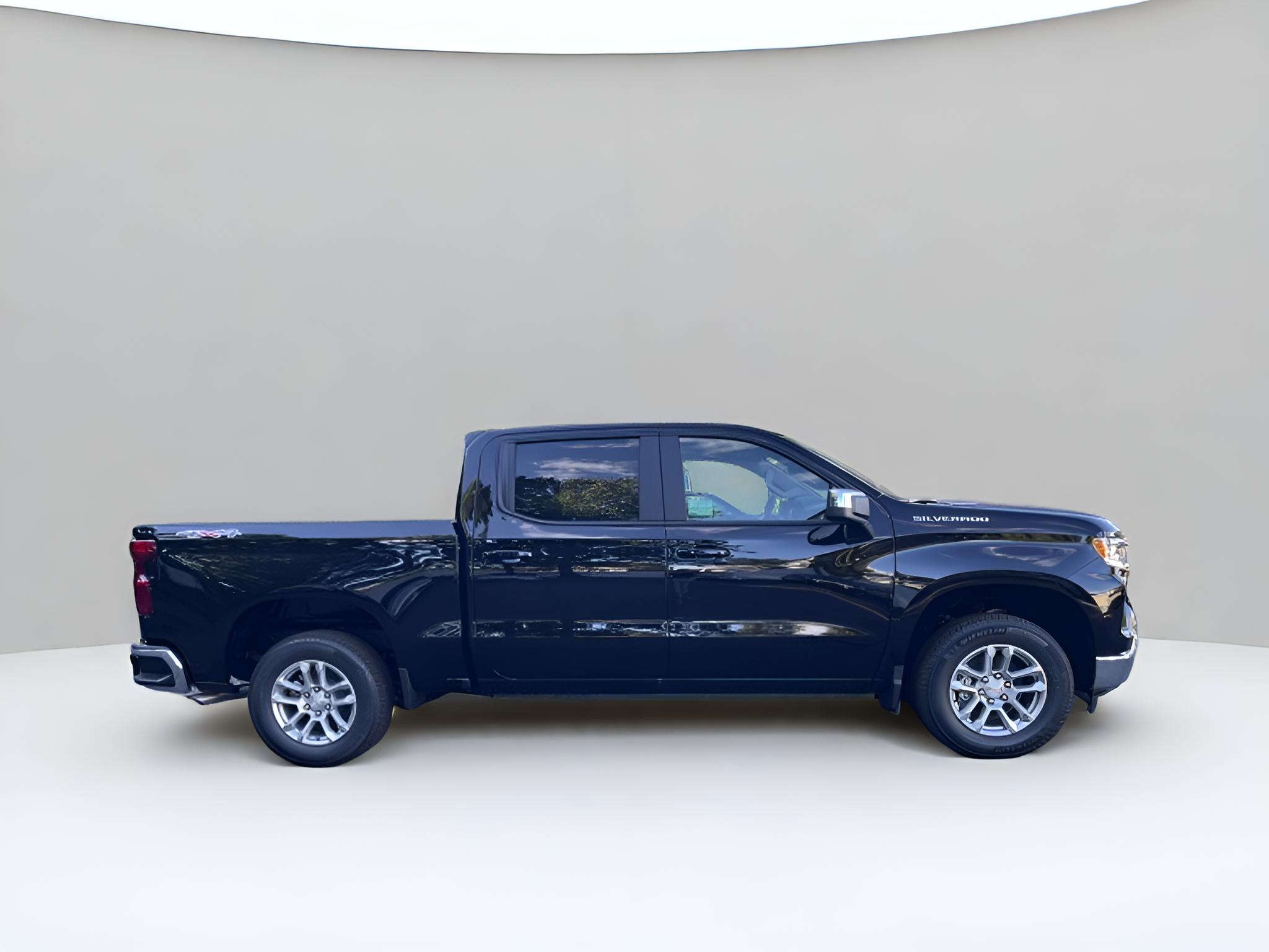 2025 Chevrolet Silverado 1500 LT (2FL)