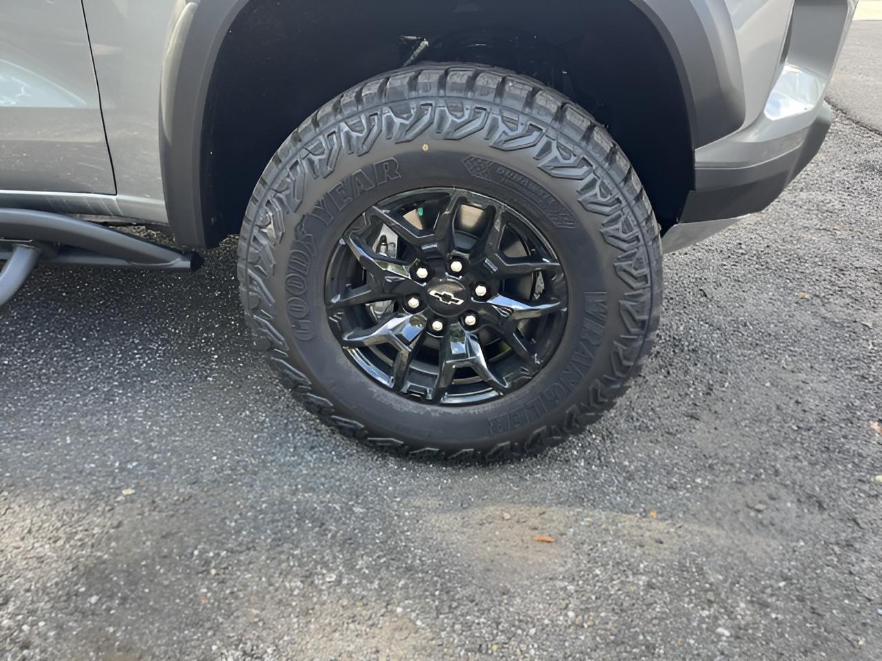 2025 Chevrolet Colorado ZR2