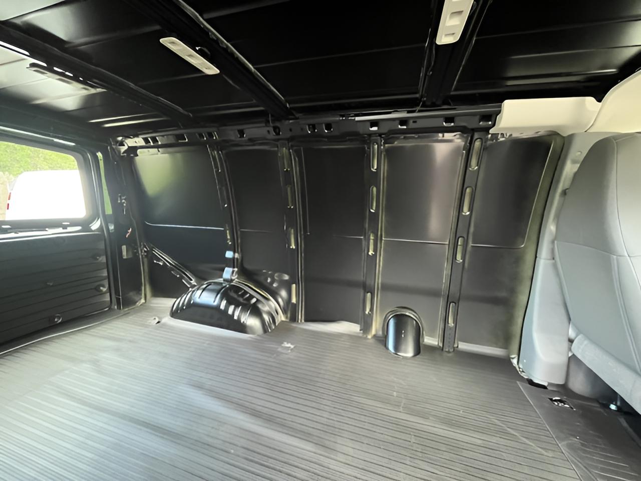 2025 Chevrolet Express Cargo 2500 WT