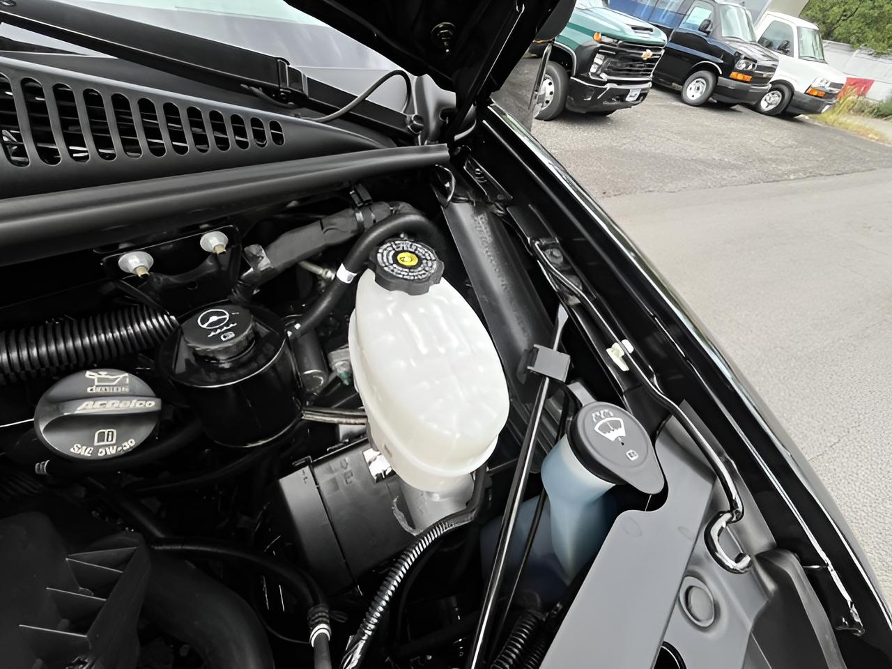 2025 Chevrolet Express Cargo 2500 WT