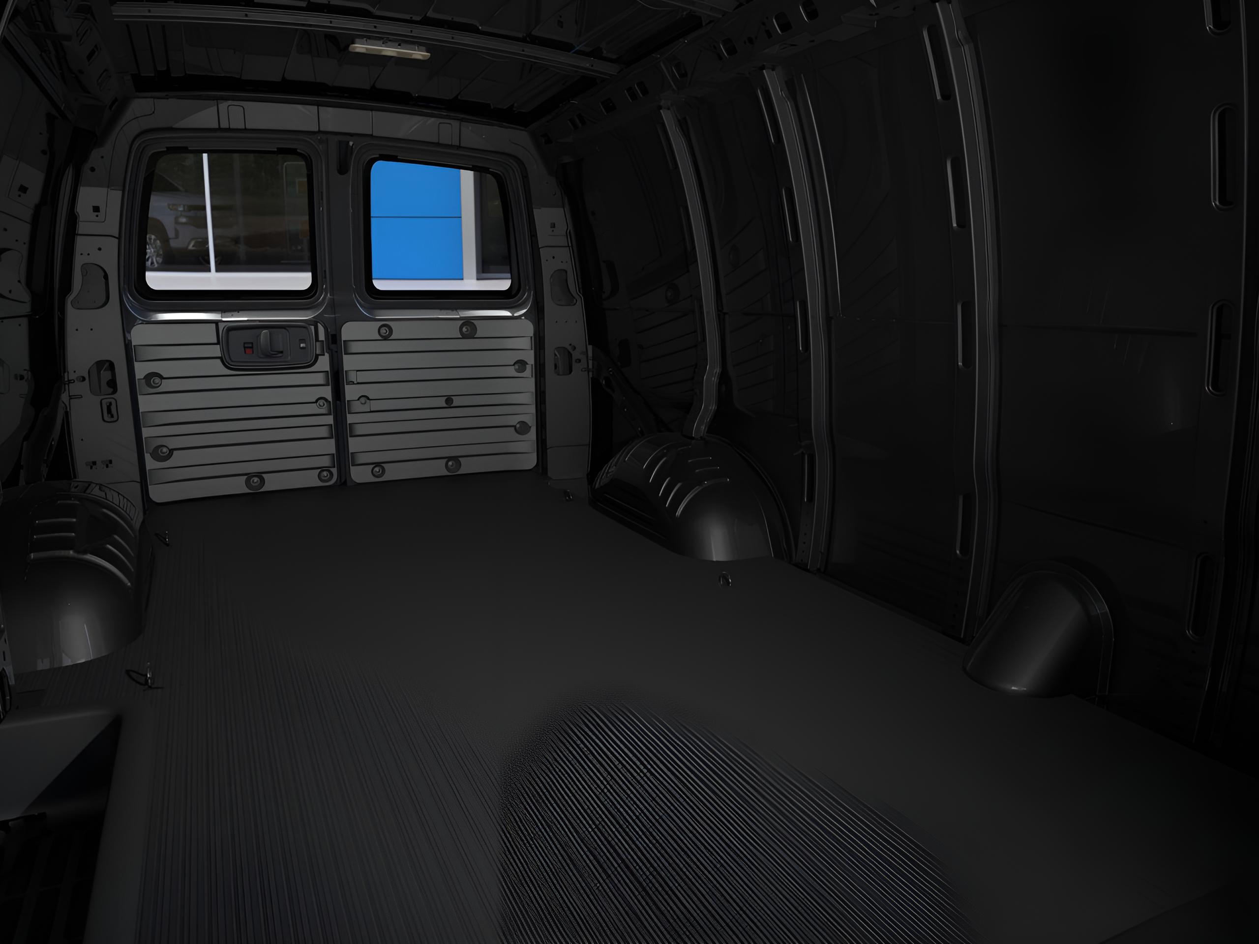 2025 Chevrolet Express Cargo WT