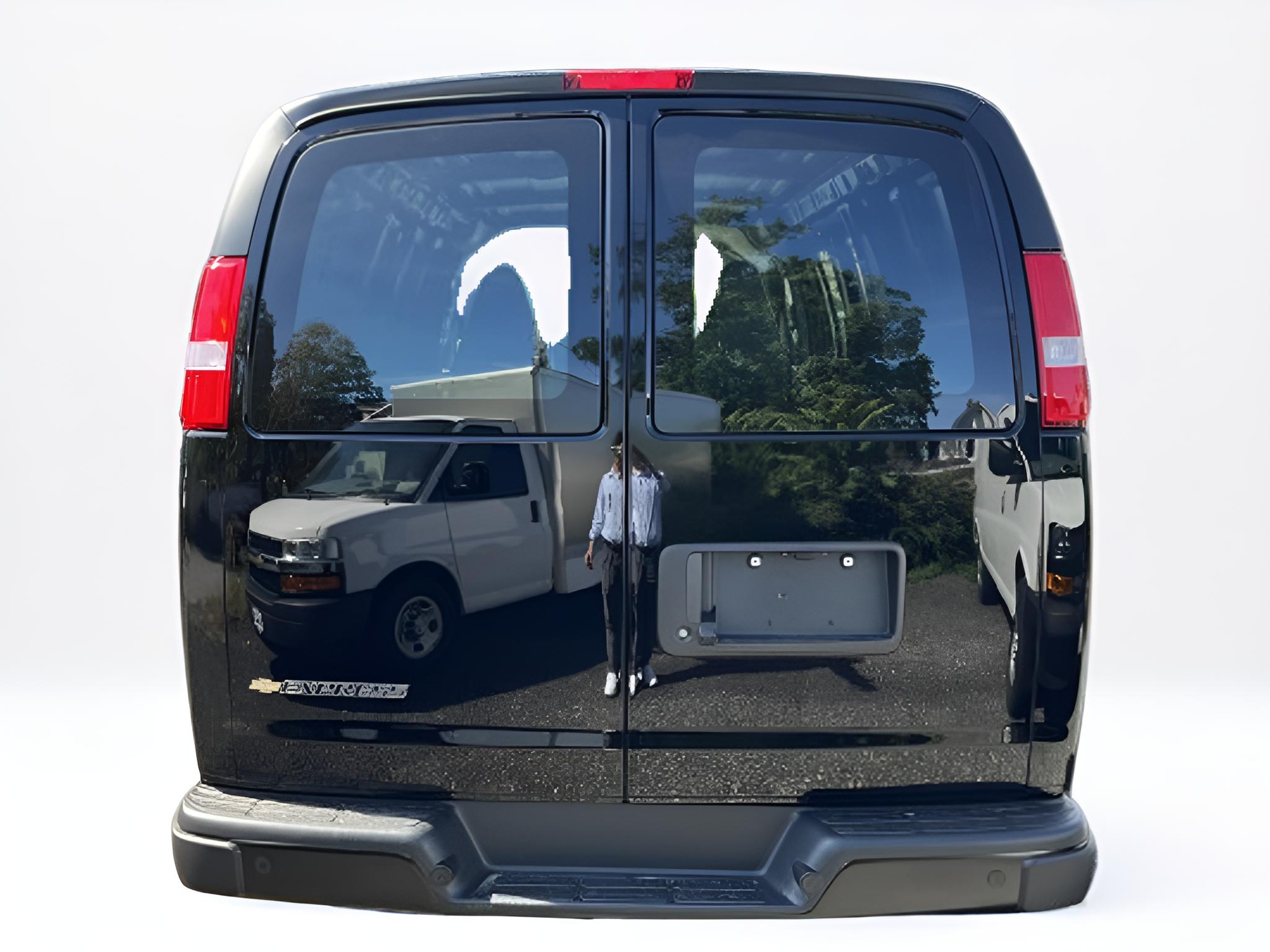 2025 Chevrolet Express Cargo 2500 WT