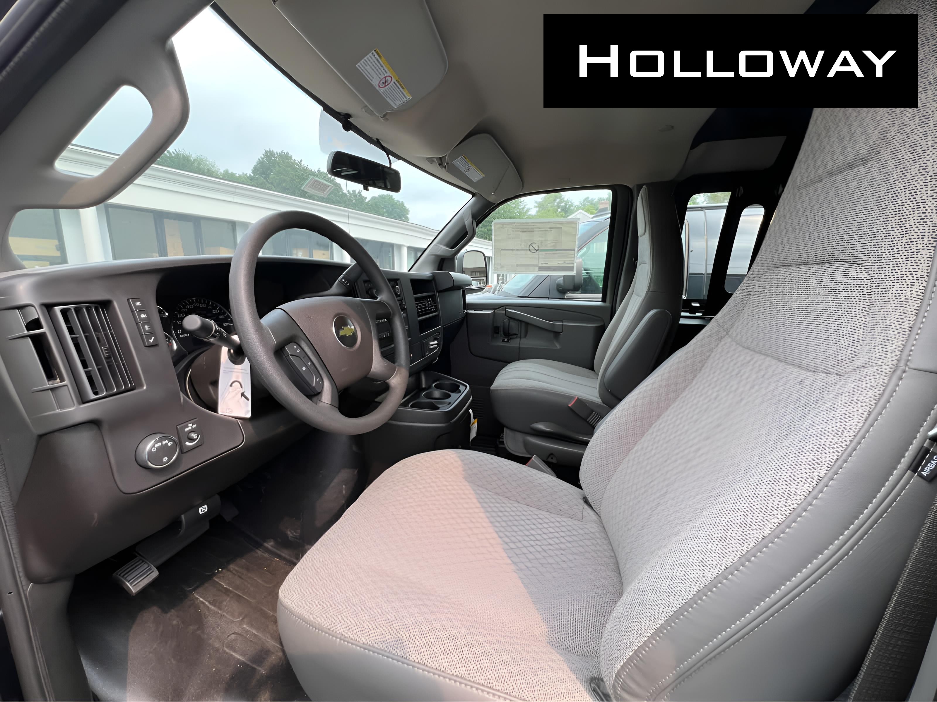 2025 Chevrolet Express Cargo Work Van - Photo 30
