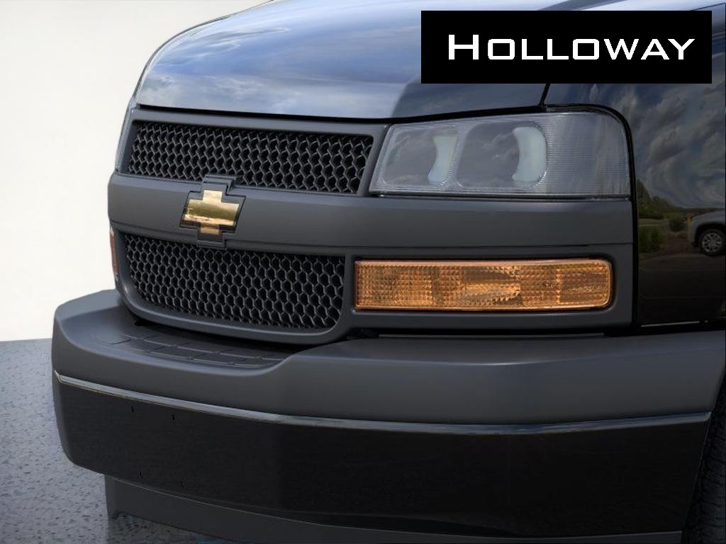 2025 Chevrolet Express Cargo WT