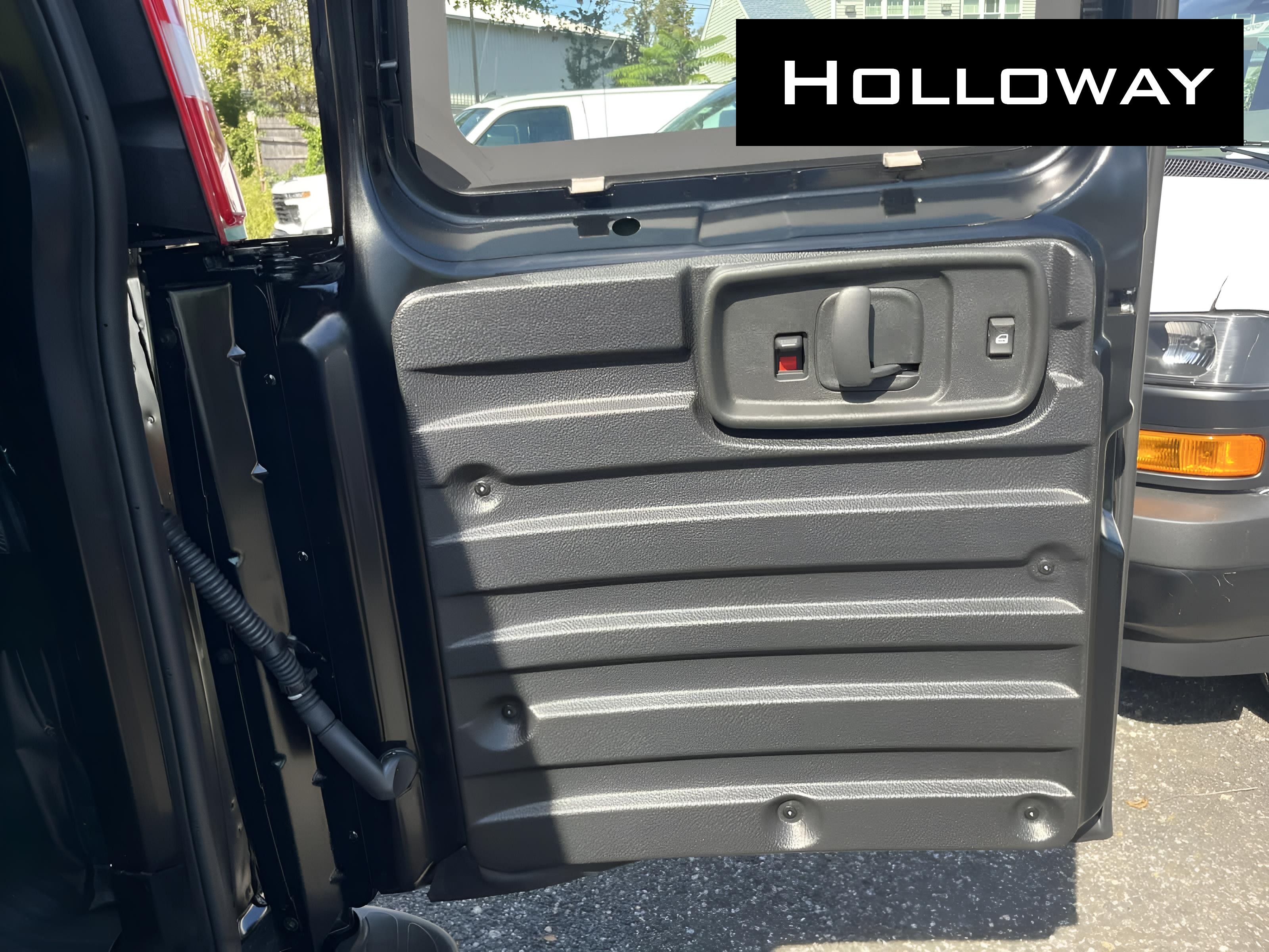 2025 Chevrolet Express Cargo WT