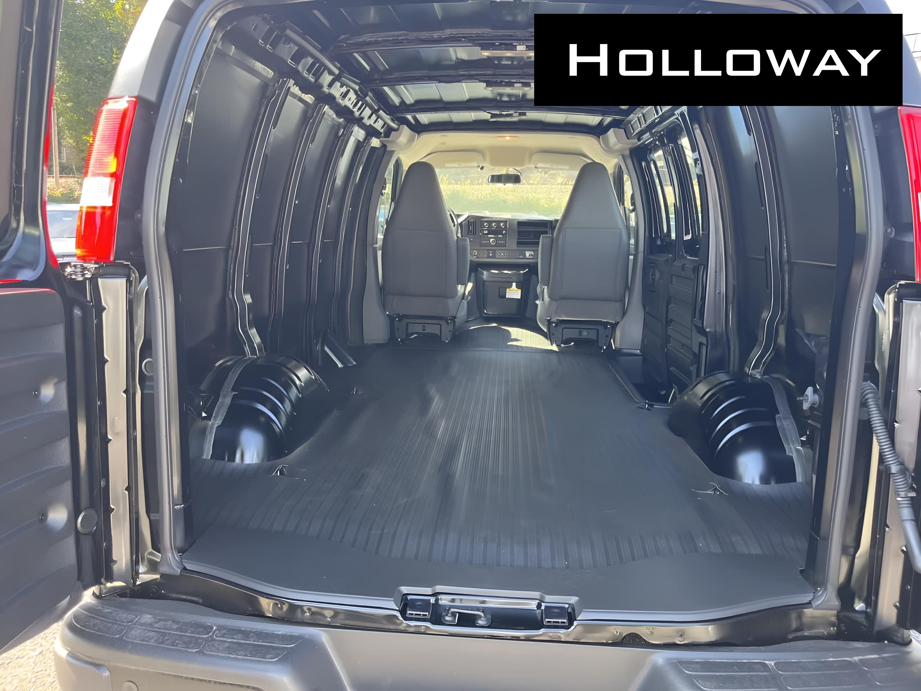 2025 Chevrolet Express Cargo Work Van - Photo 10