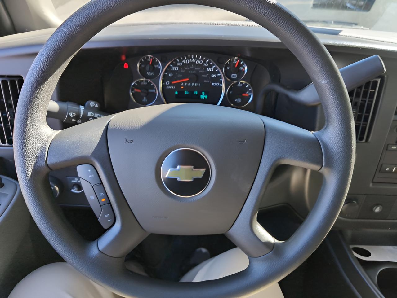 2025 Chevrolet Express Cargo 2500 WT