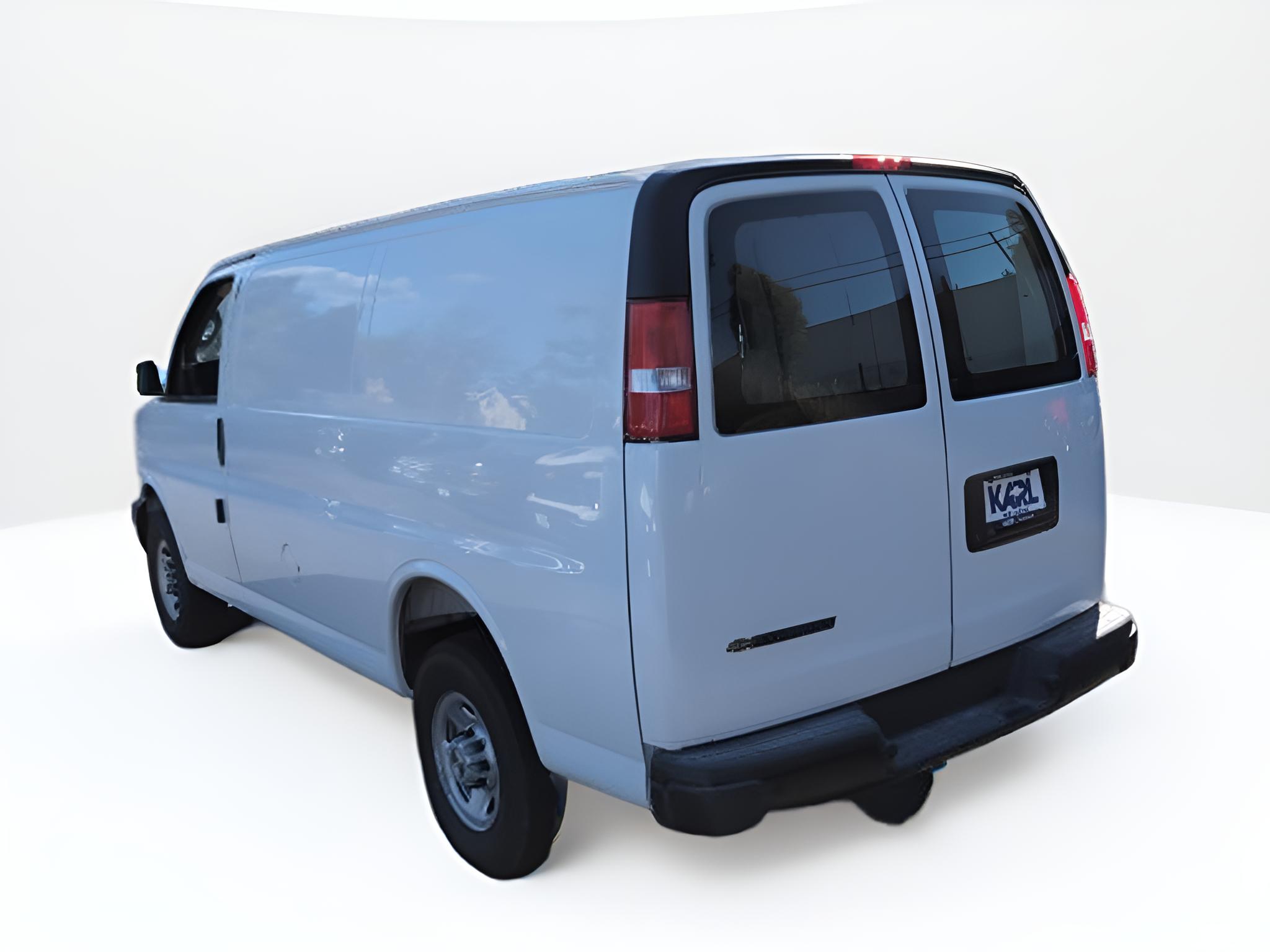 2025 Chevrolet Express Cargo 2500 WT