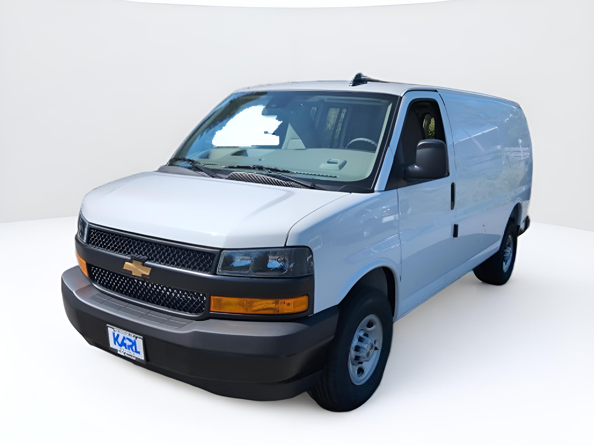 2025 Chevrolet Express Cargo WT
