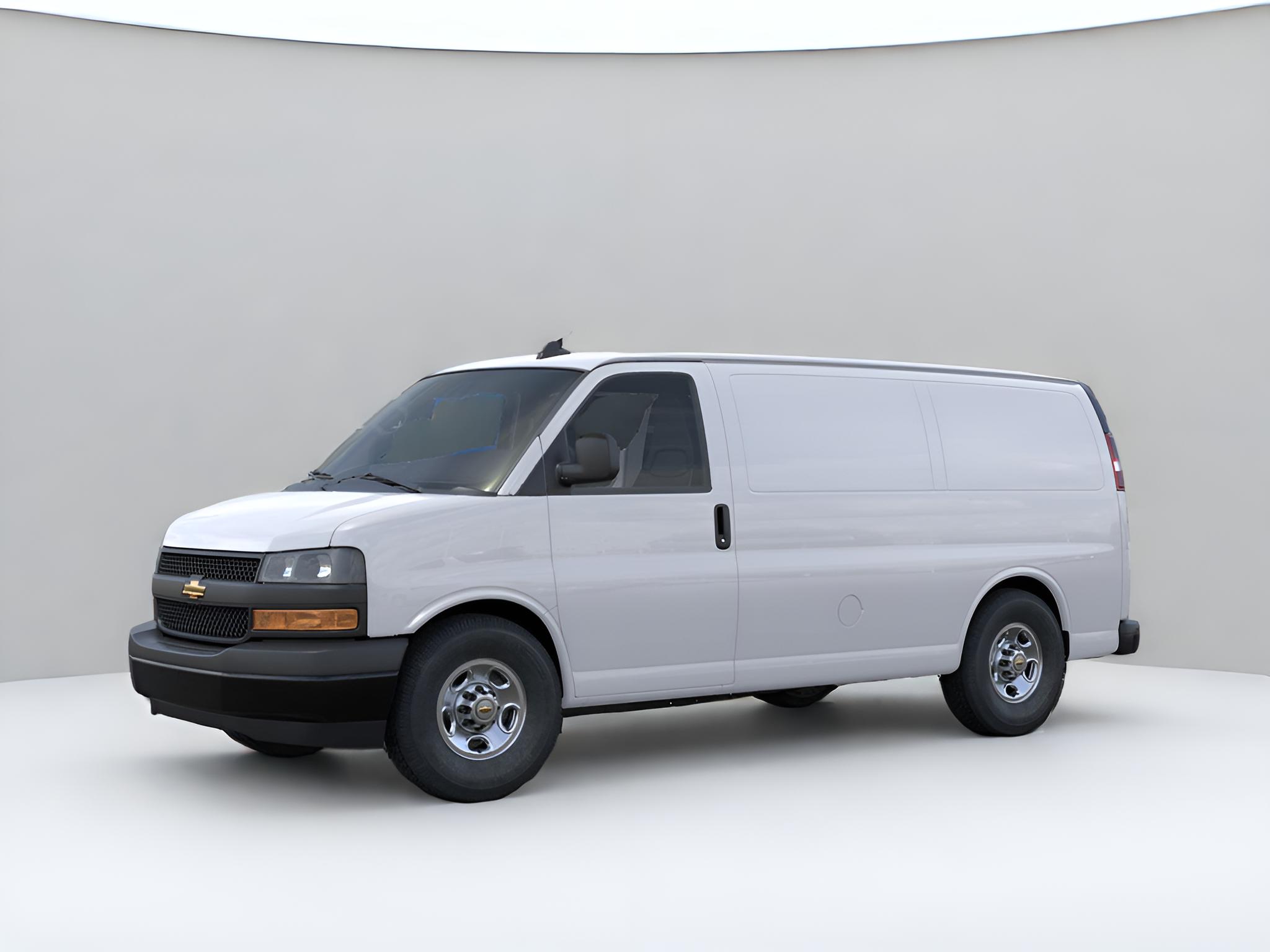 2025 Chevrolet Express Cargo WT