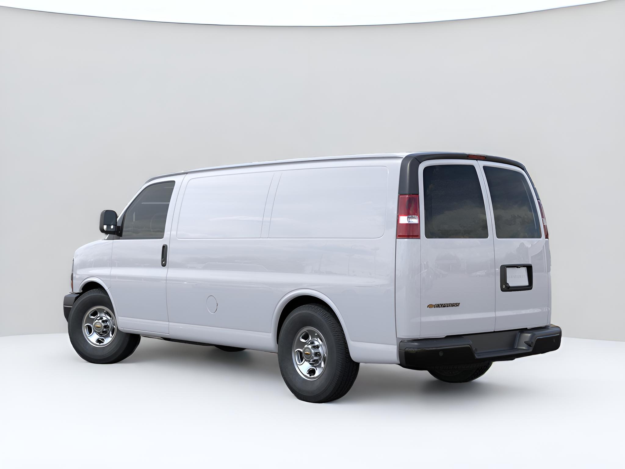 2025 Chevrolet Express Cargo WT