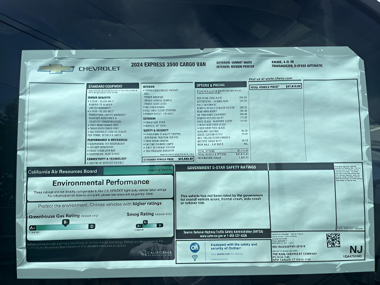 2024 Chevrolet Express Cargo 3500 WT