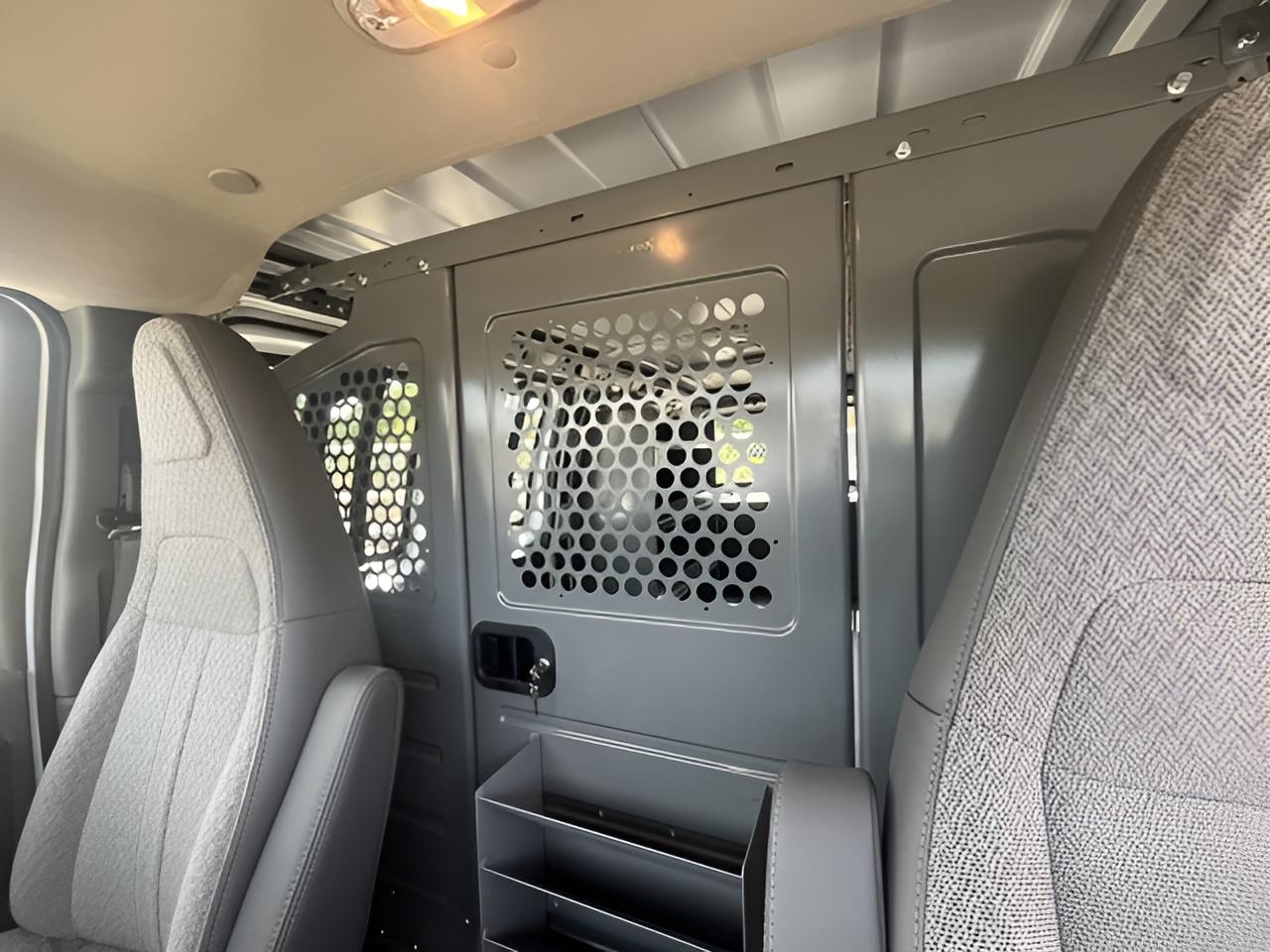 2024 Chevrolet Express Cargo 3500 WT