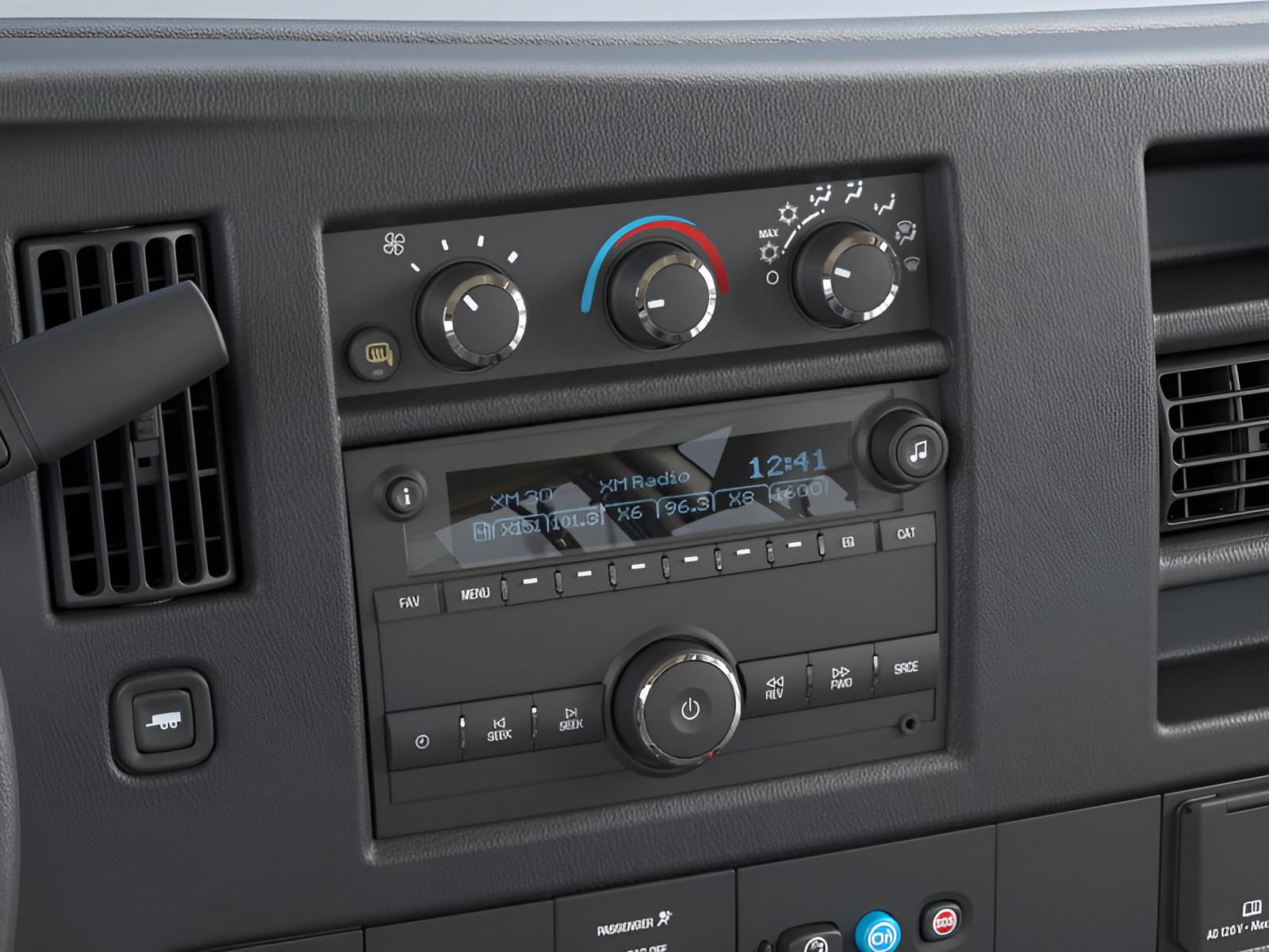 2024 Chevrolet Express Cargo 3500 WT