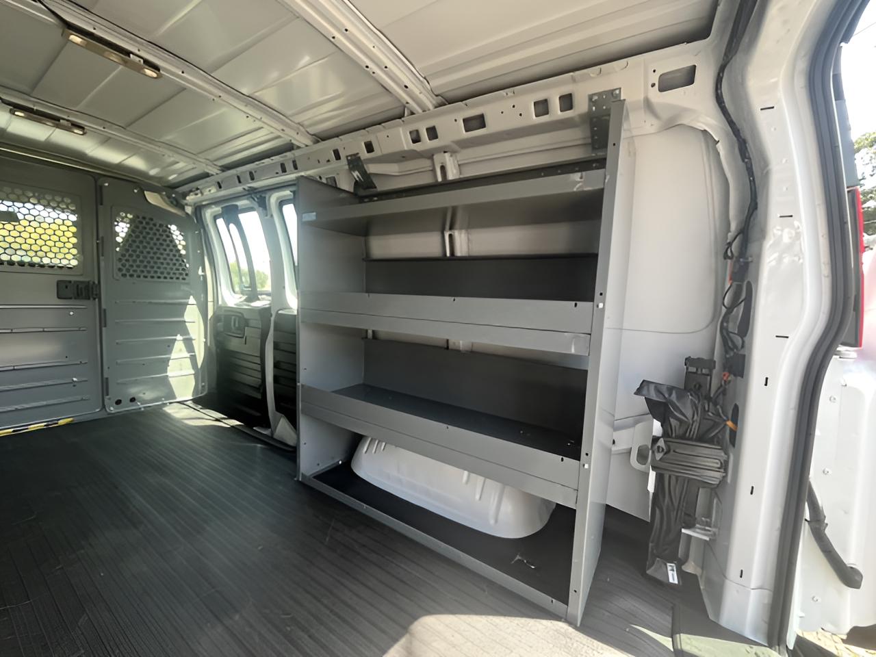 2024 Chevrolet Express Cargo 3500 WT