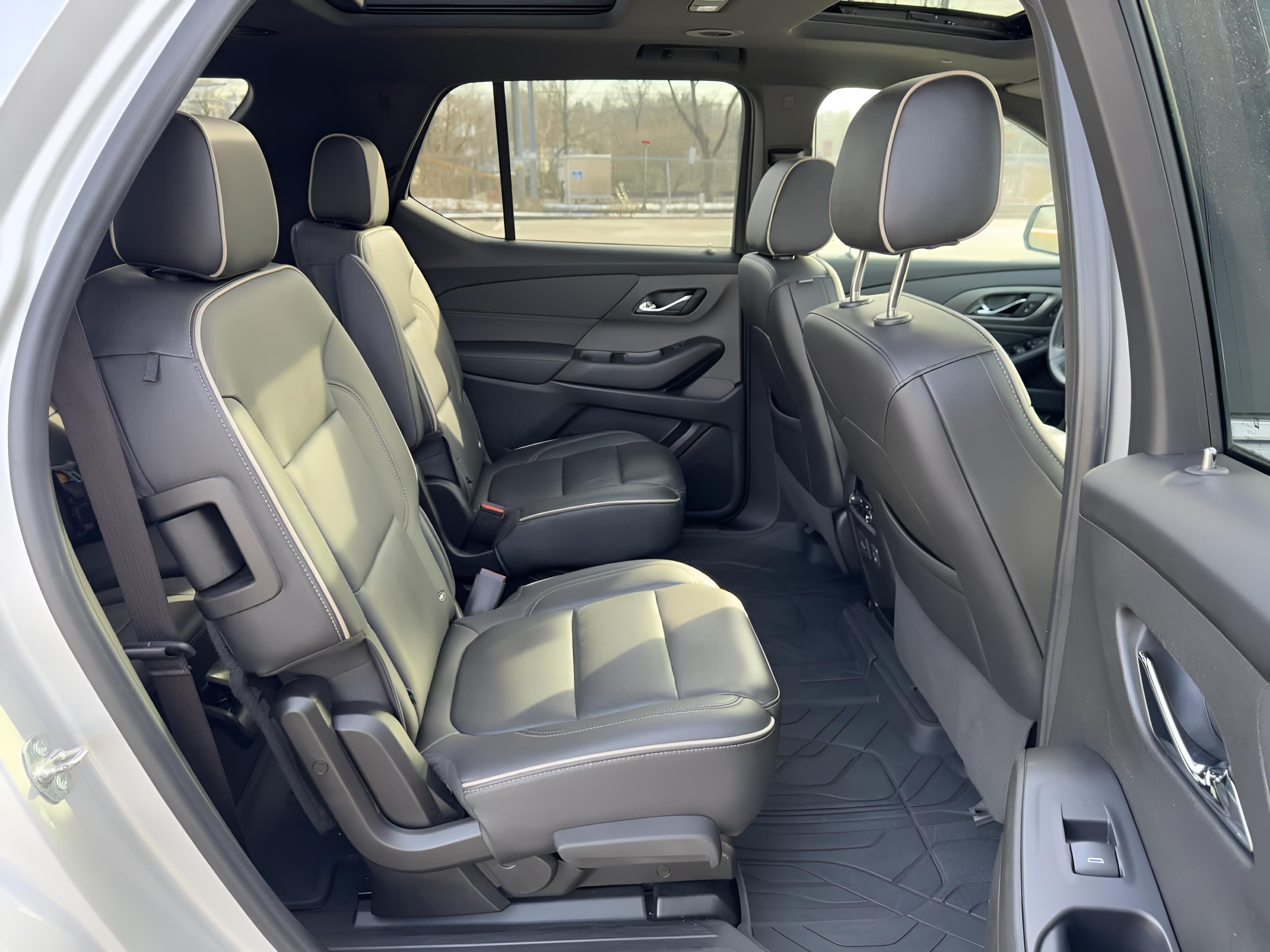 2022 Chevrolet Traverse Premier