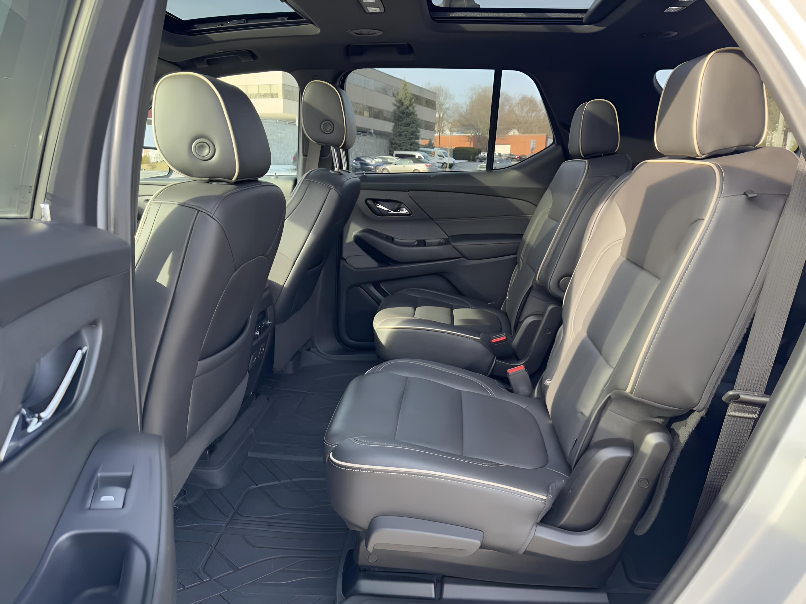 2022 Chevrolet Traverse Premier